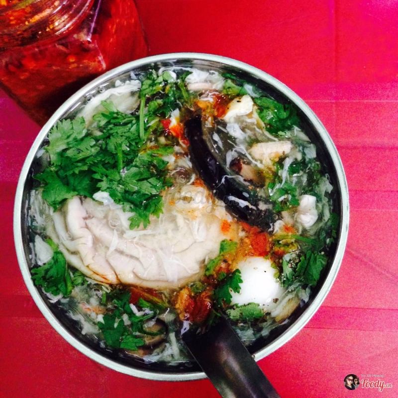 Ho Thi Ky pork brain crab soup