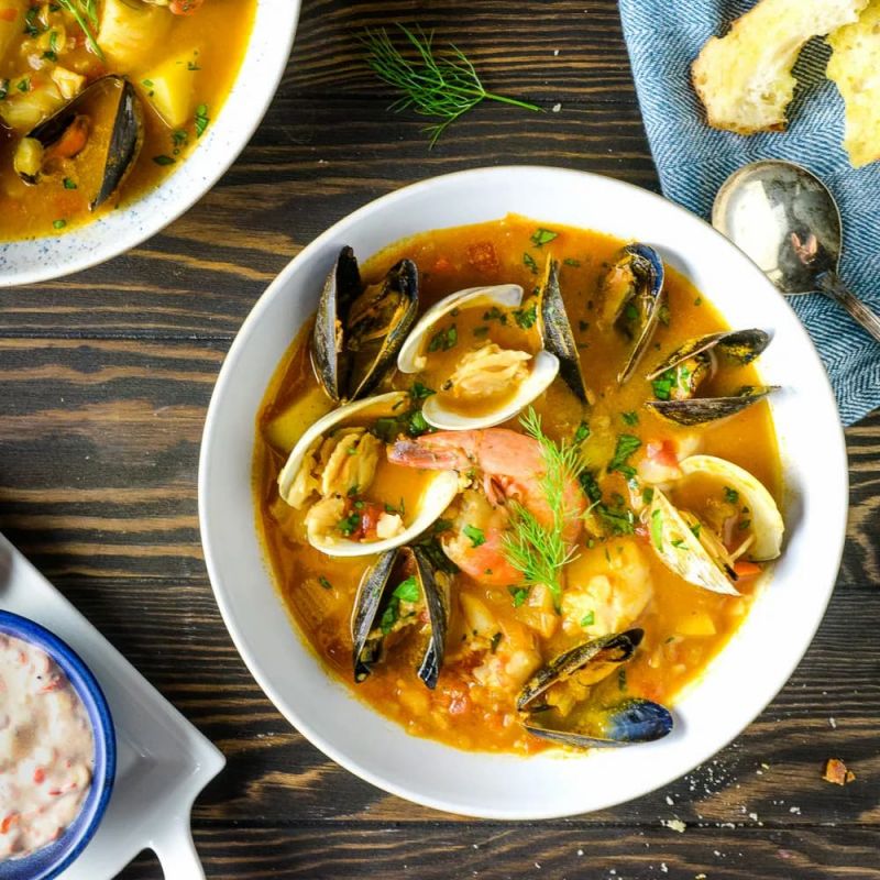 Súp hải sản Bouillabaisse