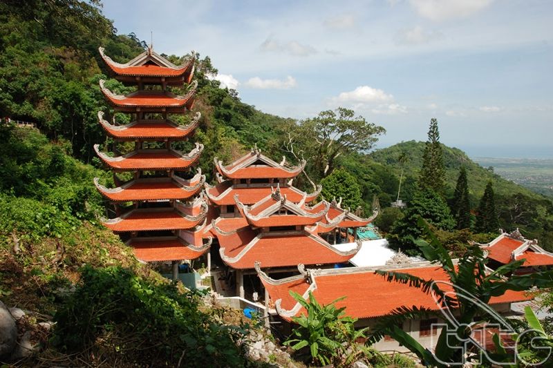 Ta Cu Mountain Pagoda