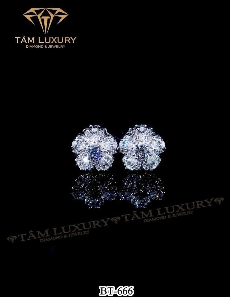 Tâm Luxury - Thương Hiệu Kim Cương Đẳng Cấp Số 1 Việt Nam.