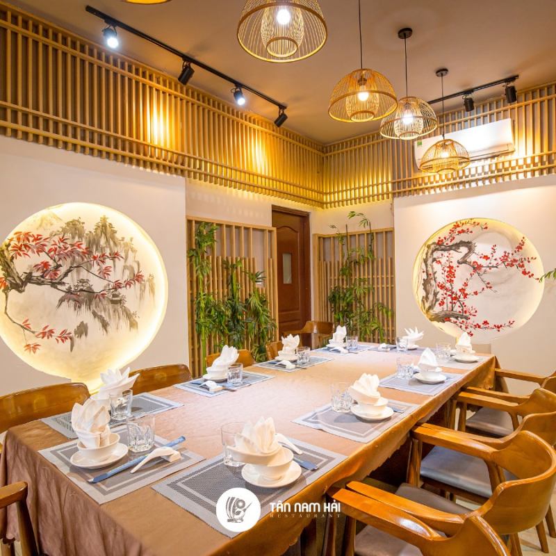 Tân Nam Hải Restaurant