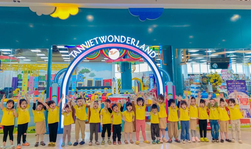 Tân Việt Wonderland