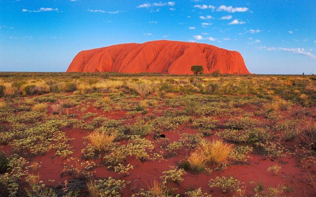 Tảng đá Uluru ở Australia