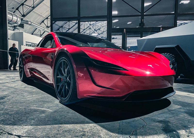 Tesla Roadster 2021