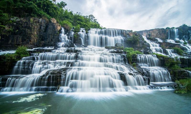 Thác Thủy Tiên