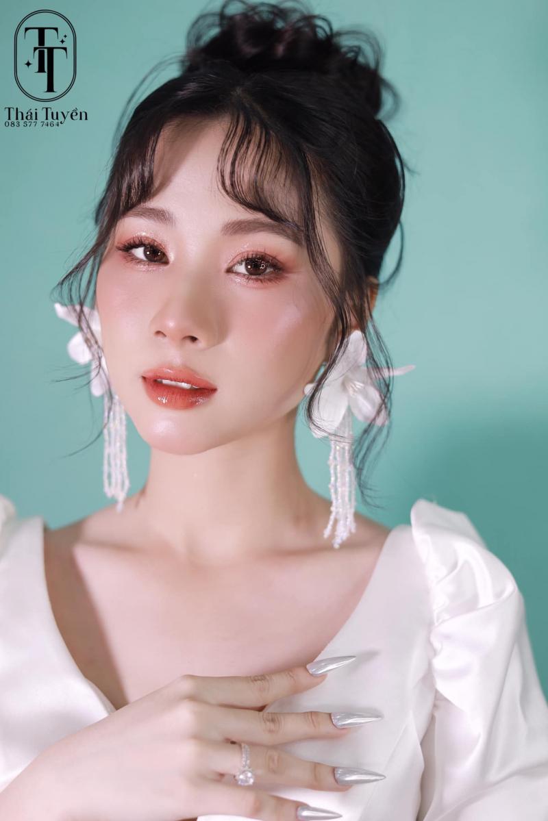 Thái Tuyền makeup