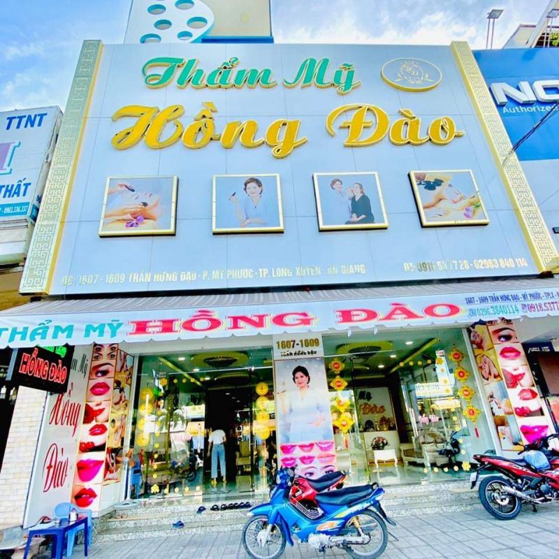 Thẩm Mỹ Hồng Đào