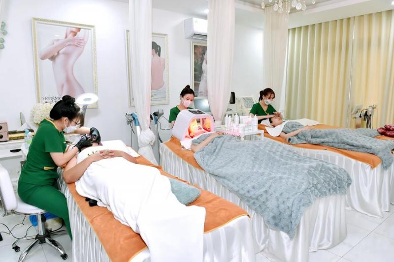 Thẩm mỹ viện Her&Me Beauty Center