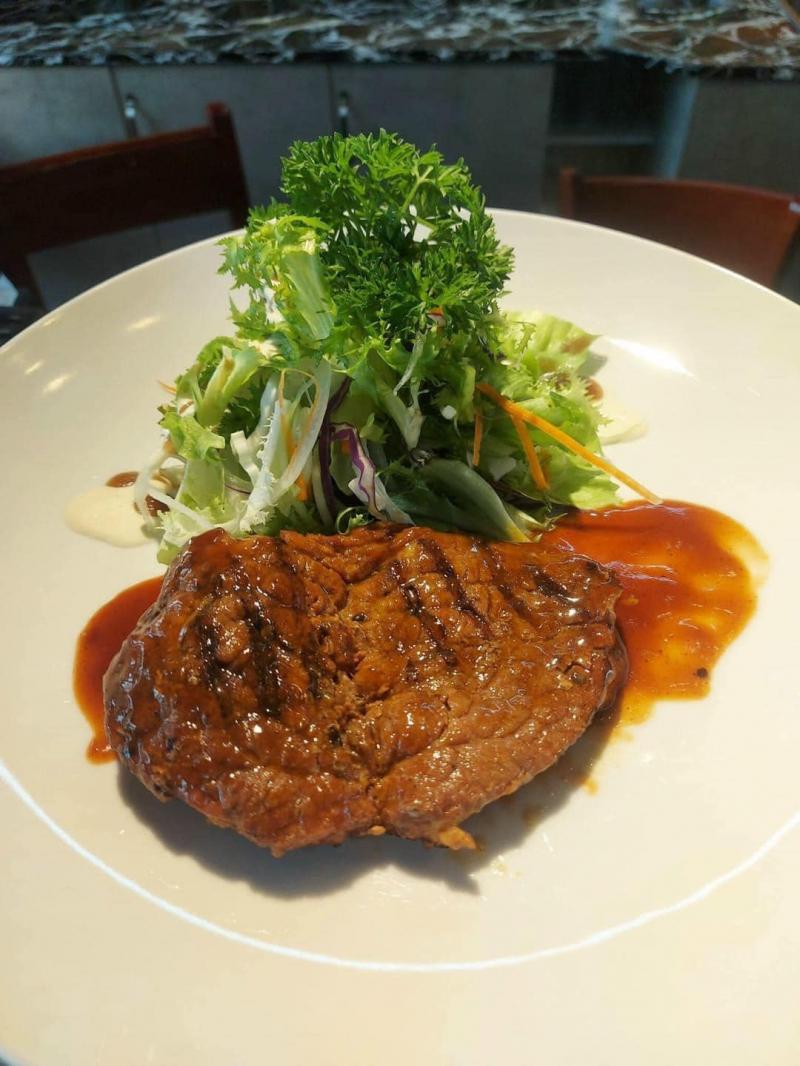 Thắng Âu Steak House