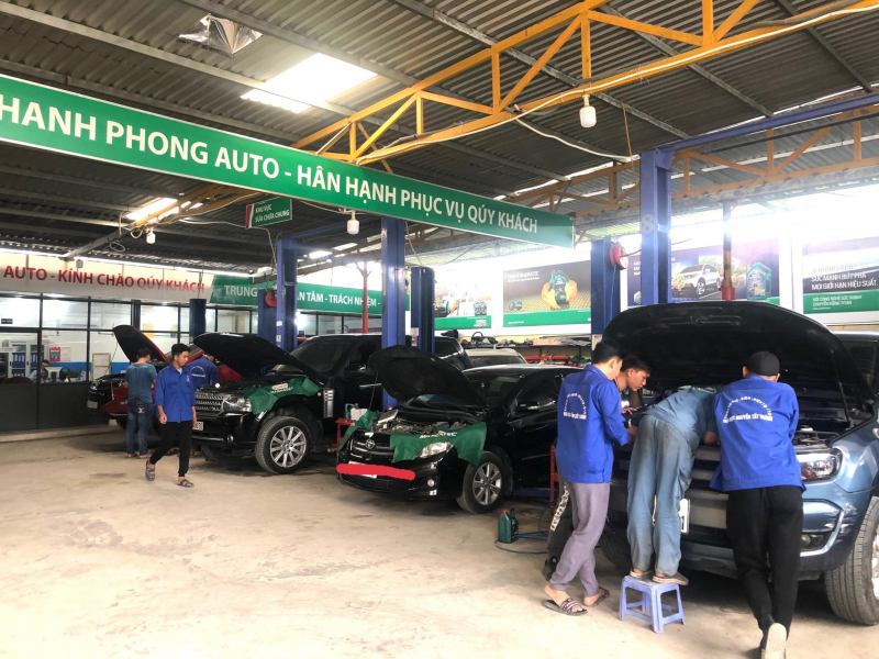 Garage rộng rãi, thông thoáng