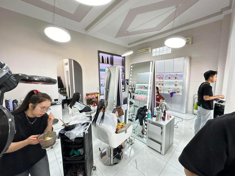 Thanh Phương Đông Hair Salon
