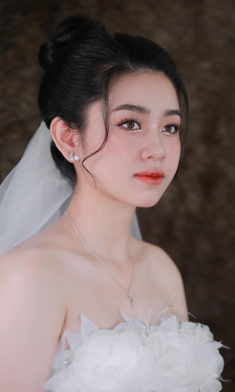 Thanh Thảo Make Up (MítTờ Cọ Studio)