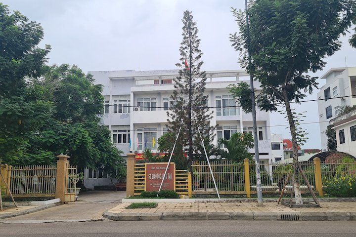 Thanh tra hàng loạt gói thầu tại các cơ sở giáo dục ở Quảng Nam - ảnh: Vietnamnet