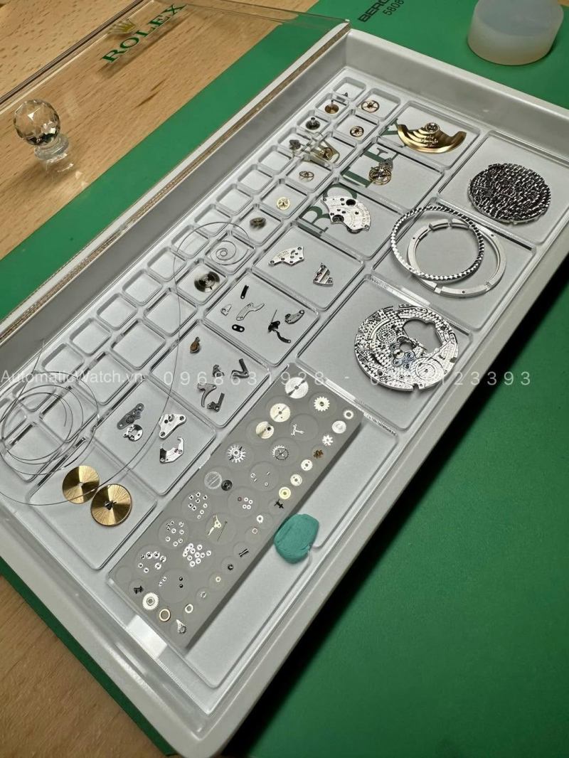 Thay pin đồng hồ Automaticwatch.vn