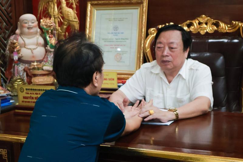 Thầy thuốc Nhân dân, GS.TS.BSCKII Nguyễn Hồng Siêm
