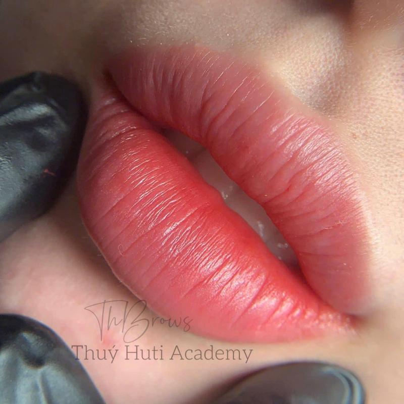 ThBrows - Thuý Huti Academy
