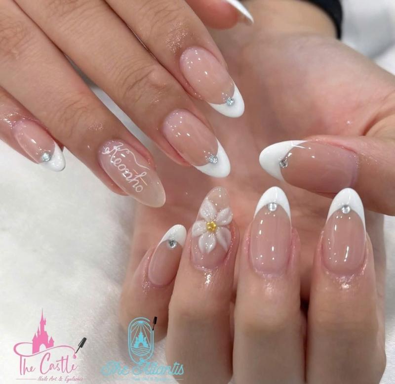 The Atlantis Nails-Eyelashes.
