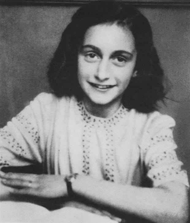 The Diary Of A Young Girl Anne Frank 631611 