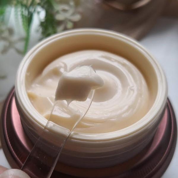 The Face Shop Yehwadam Heaven Grade Ginseng Rejuvenating Cream