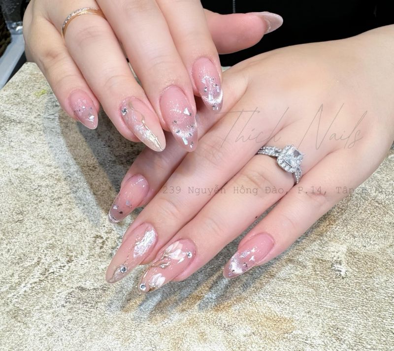 Thích Nails