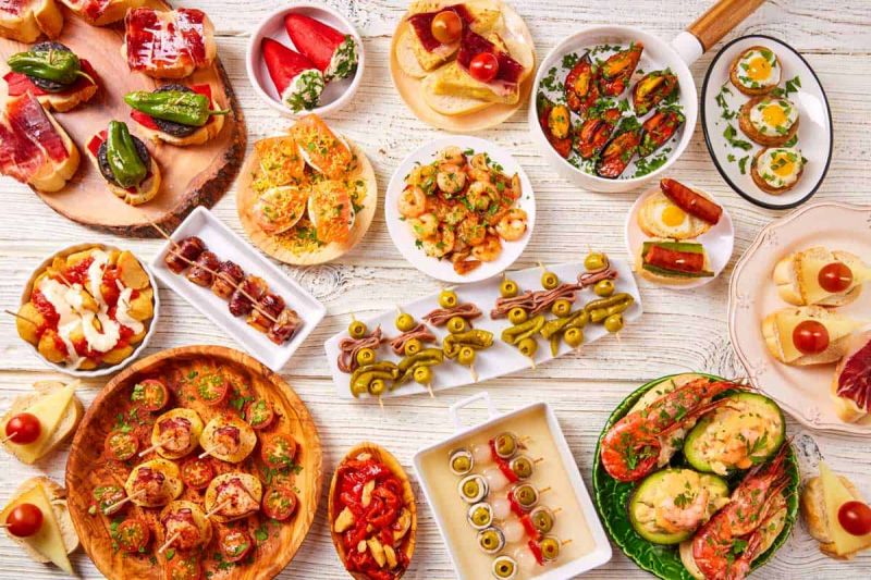 Tapas - món khai vị đặc trưng trong ẩm thực của người Tây Ban Nha