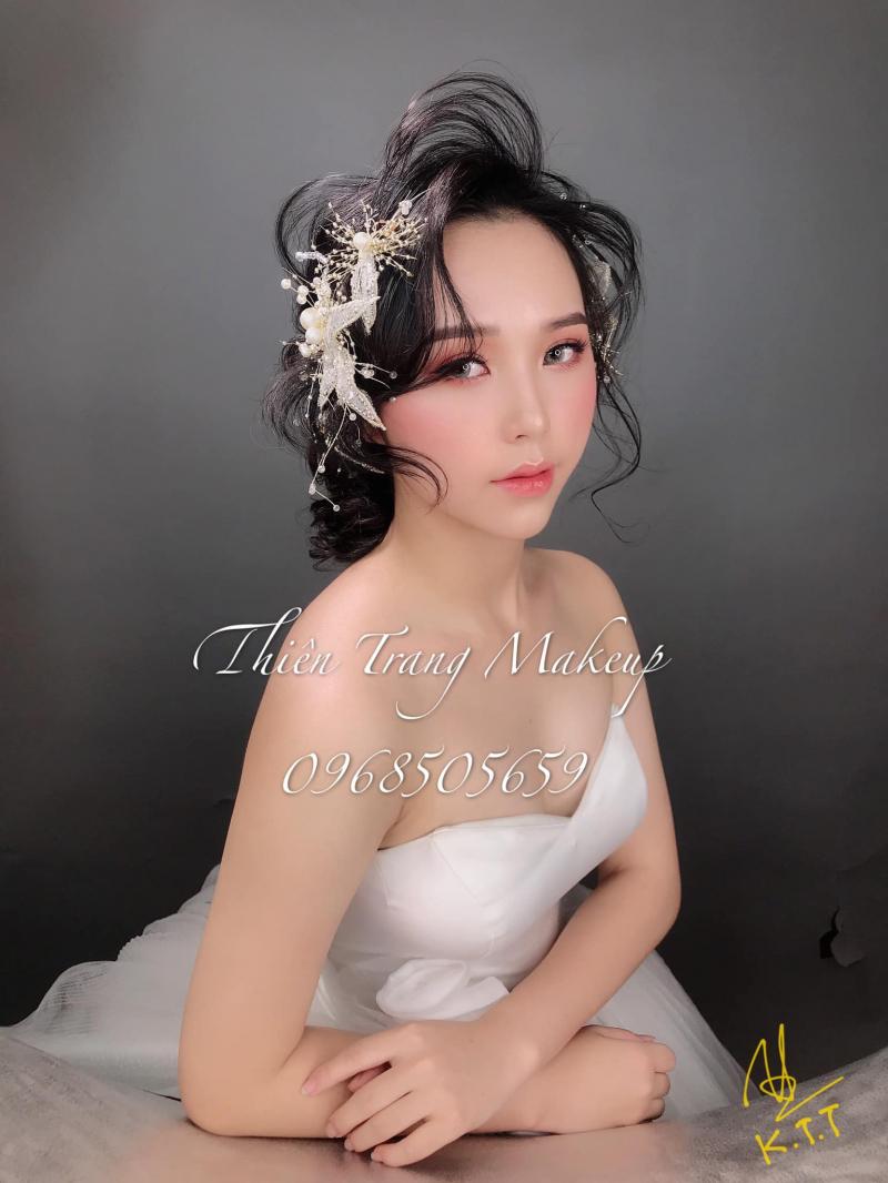 Thiên Trang makeup