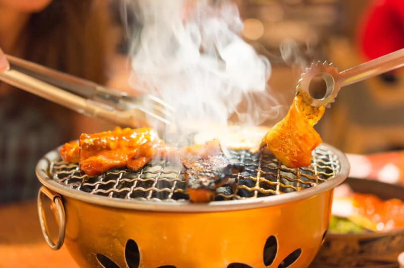 ﻿﻿﻿Bữa tiệc nướng lẩu Sumo BBQ Buffet với menu vô cùng phong phú với hàng trăm món ăn đặc sắc đậm vị Nhật Bản.