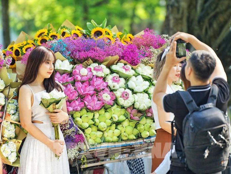 Thời điểm nên đi du lịch Hà Nội