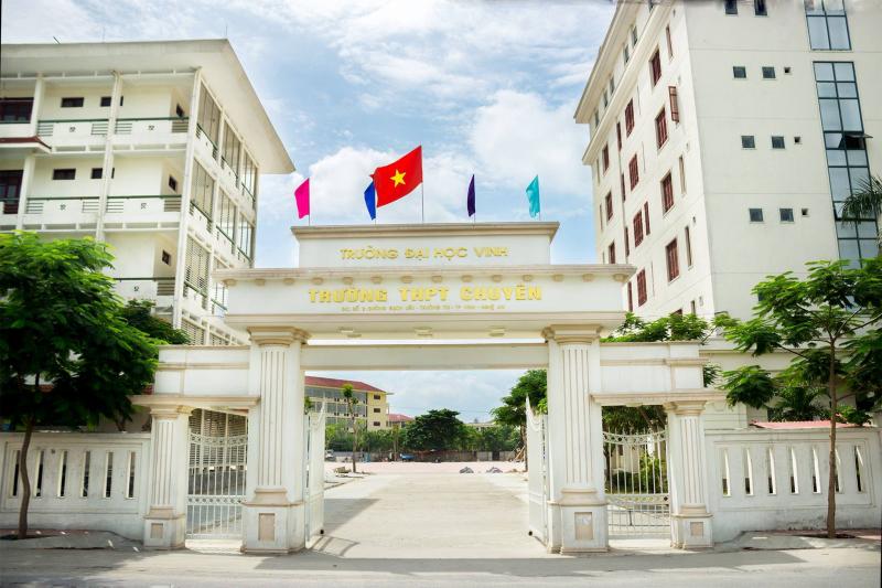 THPT chuyên Đại học Vinh