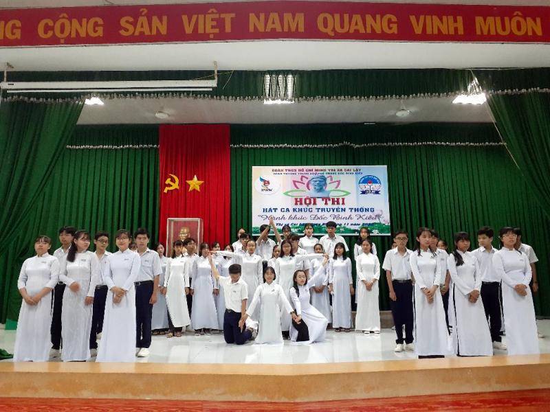 THPT Đốc Binh Kiều ﻿có cơ sở vật chất hoàn chỉnh, đáp ứng hoạt động dạy và học 02 buổi/ngày