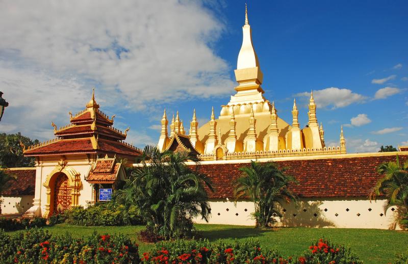 Top 10 Địa điểm du lịch đẹp nổi tiếng nhất tại Lào 