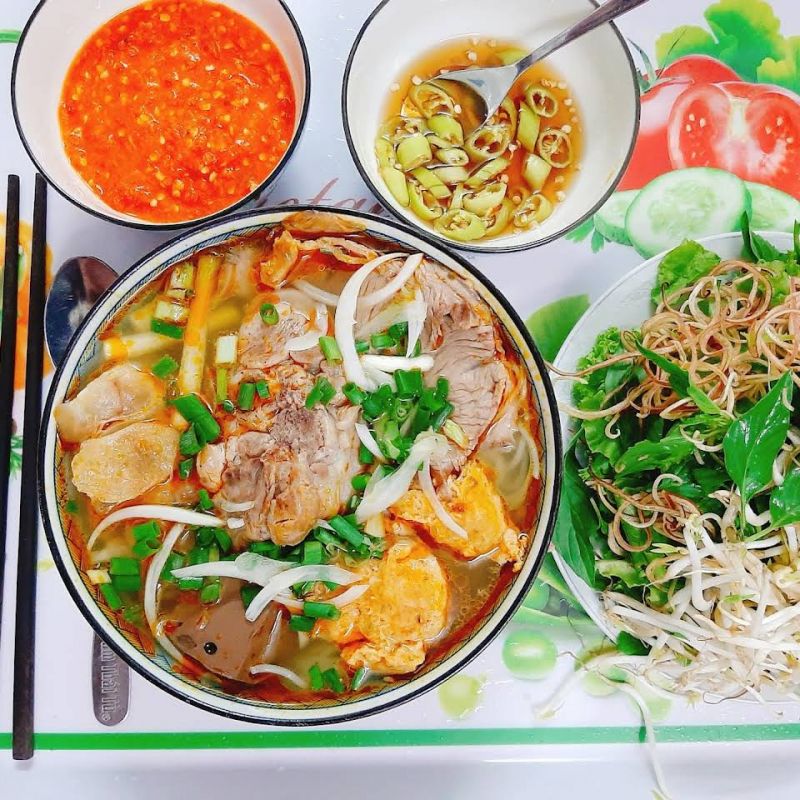 Thu Hà - Bún Bò Huế