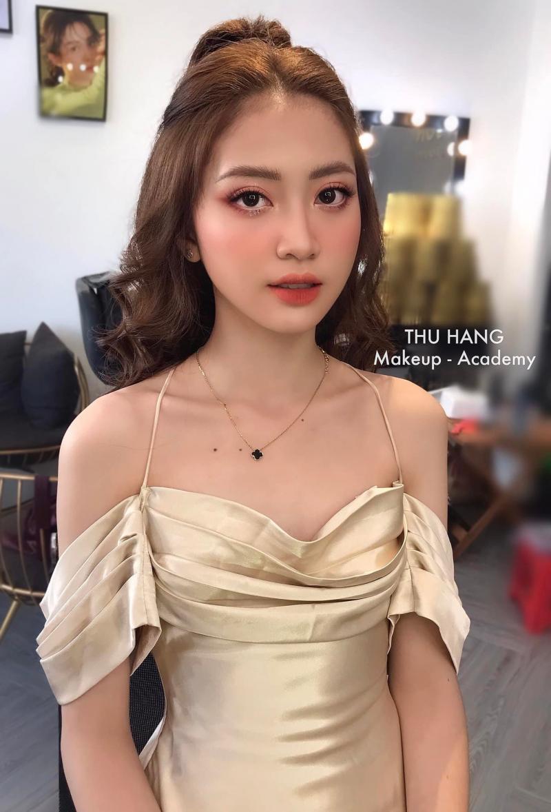 Thu Hằng Makeup