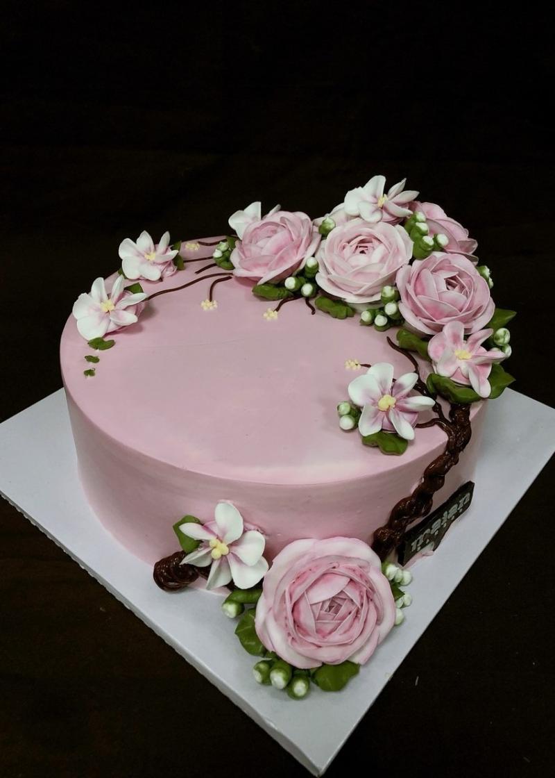 thu huong bakery 381125 - Top 9 tiệm bánh sinh nhật ngon nhất tại Hà Nội