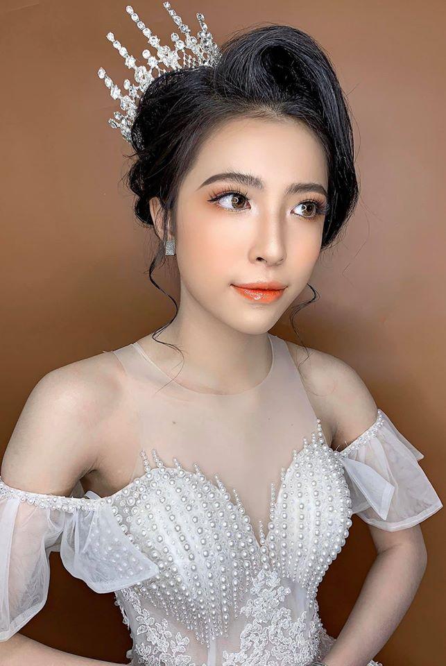 Thu Hương makeup