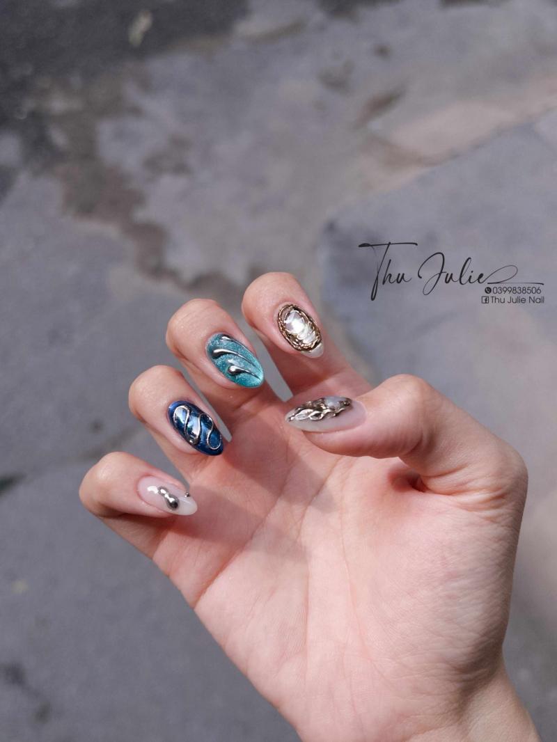 Thu Julie_Nail