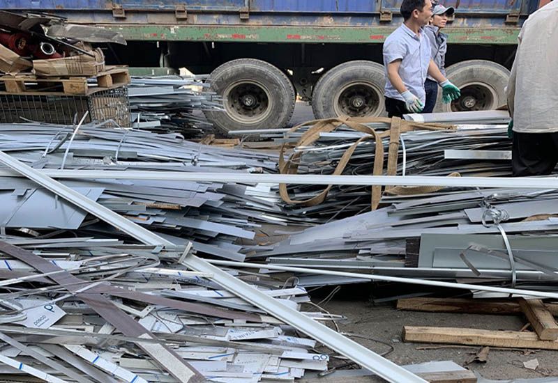 Thu Mua Phế Liệu Việt Phát