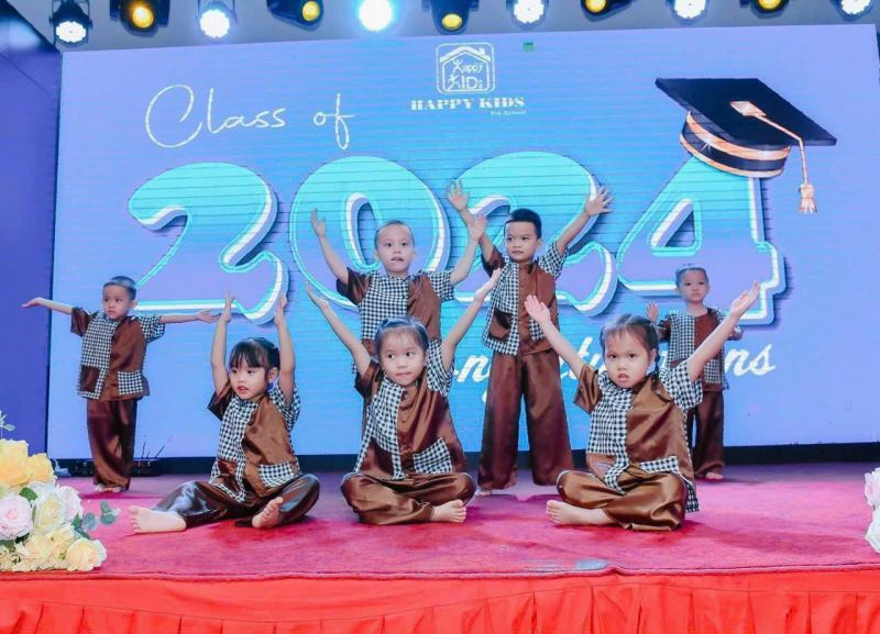 Thuê trang phục biểu diễn Ba Miền