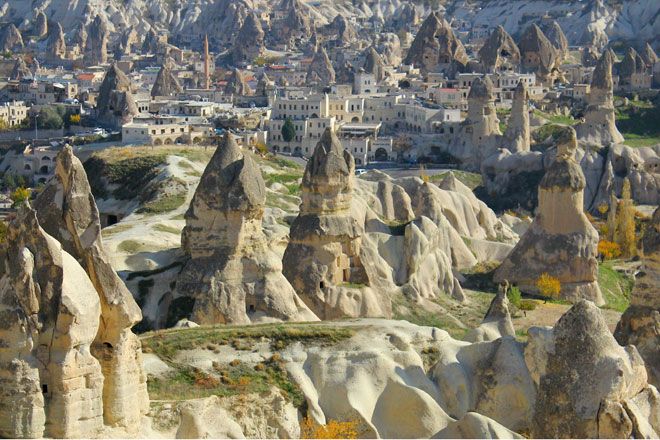 Thung lũng đá Cappadocia (Thổ Nhĩ Kỳ)