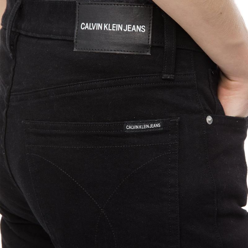 Thương hiệu Jeans Calvin Klein