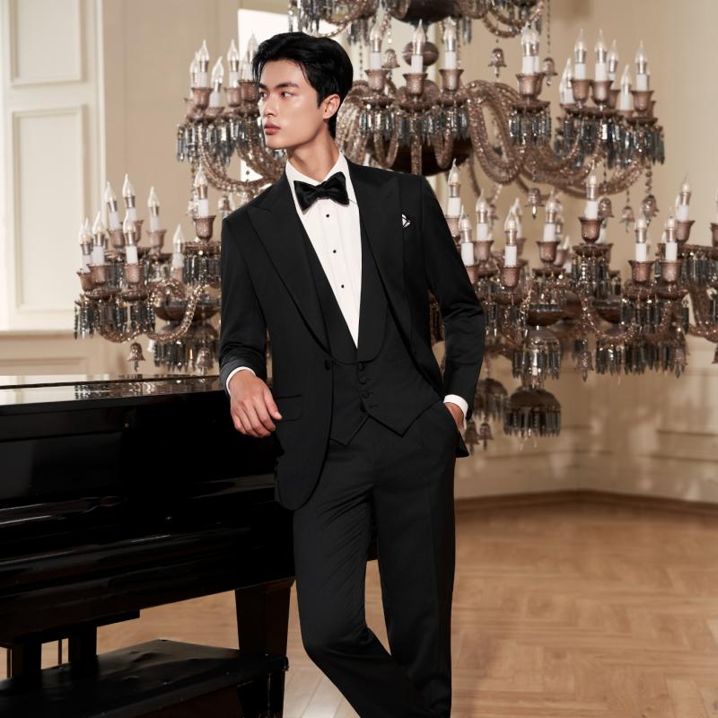 Thương hiệu vest cưới Thaicom Tailoring