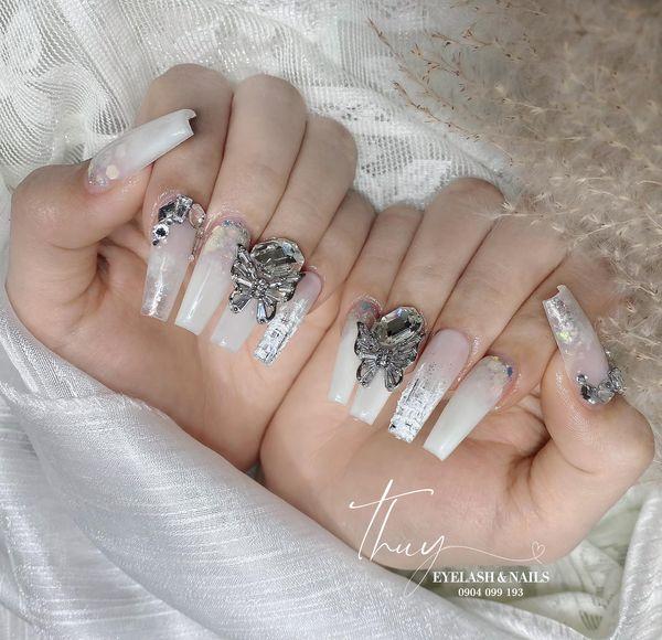 Thuỷ Eyelash & Nails