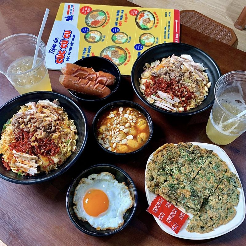 Tiệm ăn Cúc Cù Cu