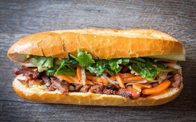 Tiệm Bánh Mì Năm Châu