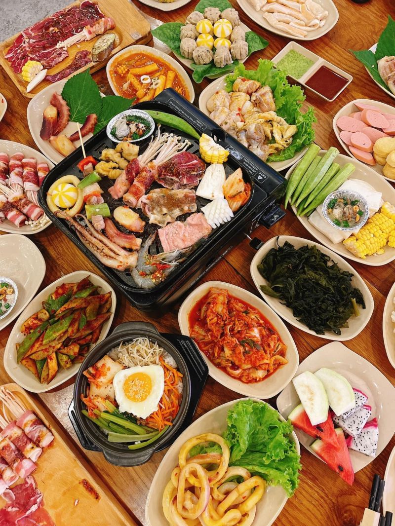 Tiệm Buffet Lẩu & Nướng Nhà Ngân