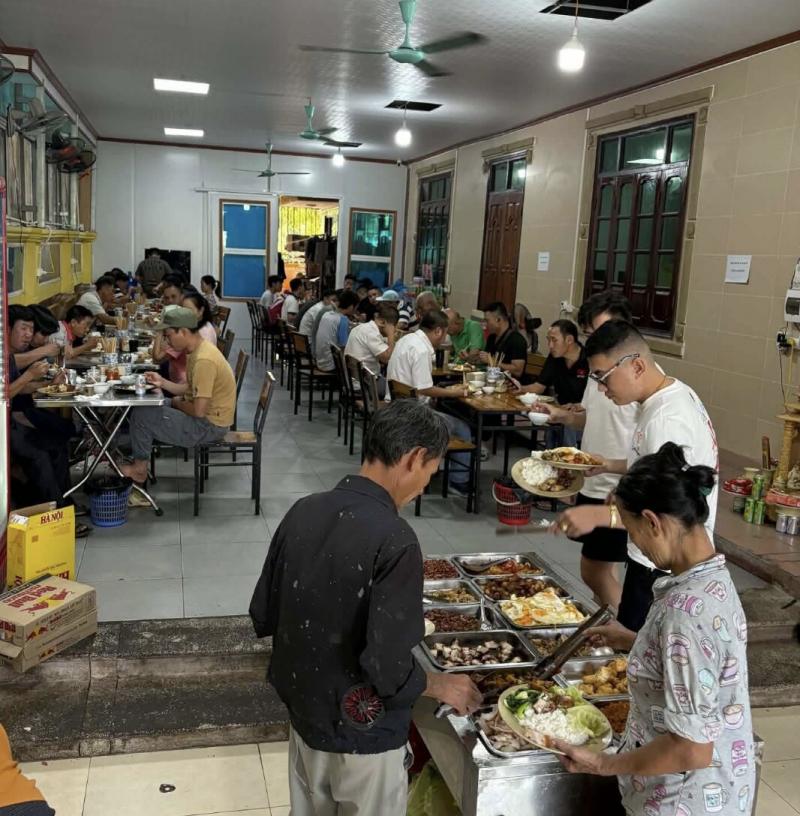 Tiệm Cơm Phở Gia Hưng