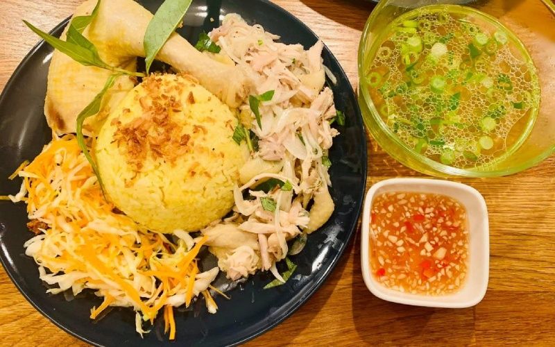 Tiệm cơm rang - Gà rán KFC- Đồ ăn vặt