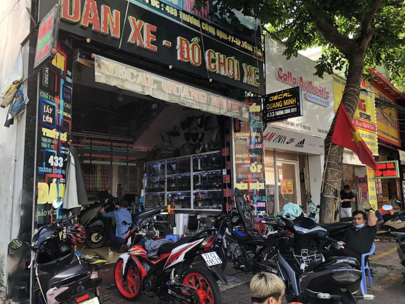 DeCal Quang Minh