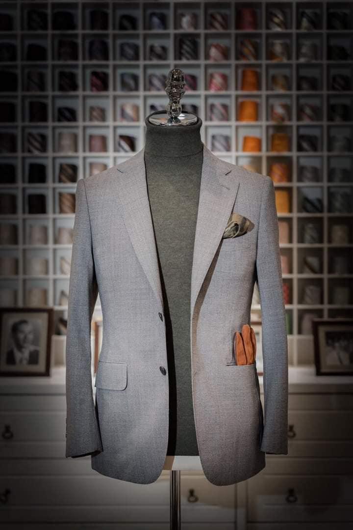 Cách chọn áo vest nam đẹp theo dáng người  adinostore