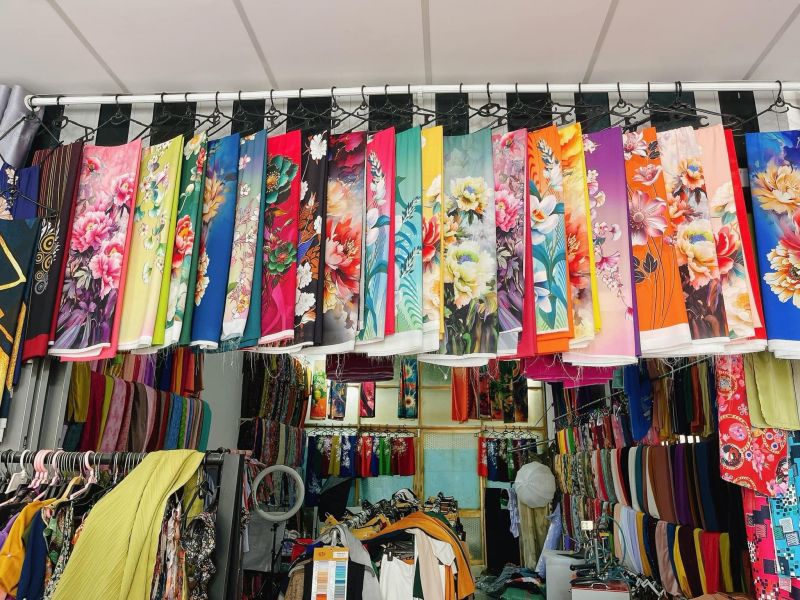 Tiệm may Cô Hiền